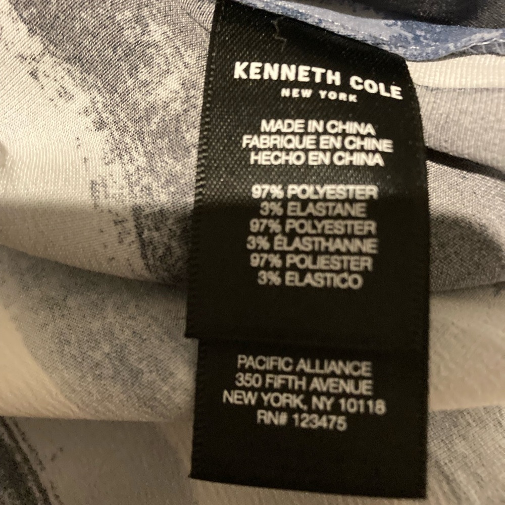 Kenneth Cole: Large long sleeve round neck top . - Picture 7 of 9